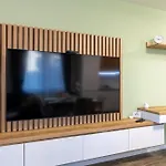 Stylish 1br Flat Garden Balcony Parking Apartment
