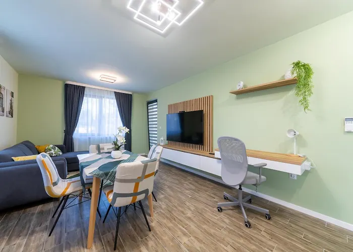 Stylish 1br Flat Garden Balcony Parking * فارنا