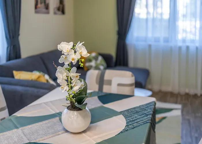 شقة Stylish 1br Flat Garden Balcony Parking *