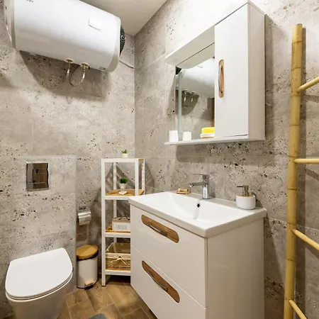 Daire Stylish 1br Flat Garden Balcony Parking *