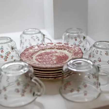 Apartment Stylish 1br Flat Garden Balcony Parking *